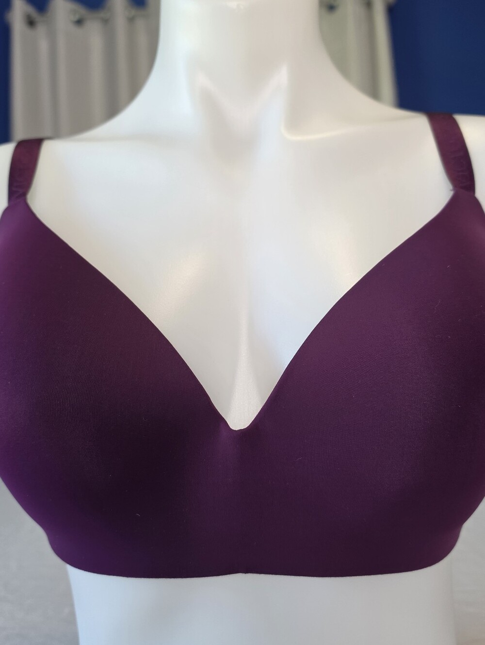 Victorias Secret T-Shirt Lightly Lined Wireless Bra 36DD Purple Convertible